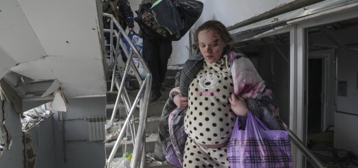 Ryssland om gravida kvinnan vid totalförstört sjukhus: 