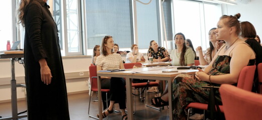 Här utbildas ukrainska lärare för jobb i Sverige
