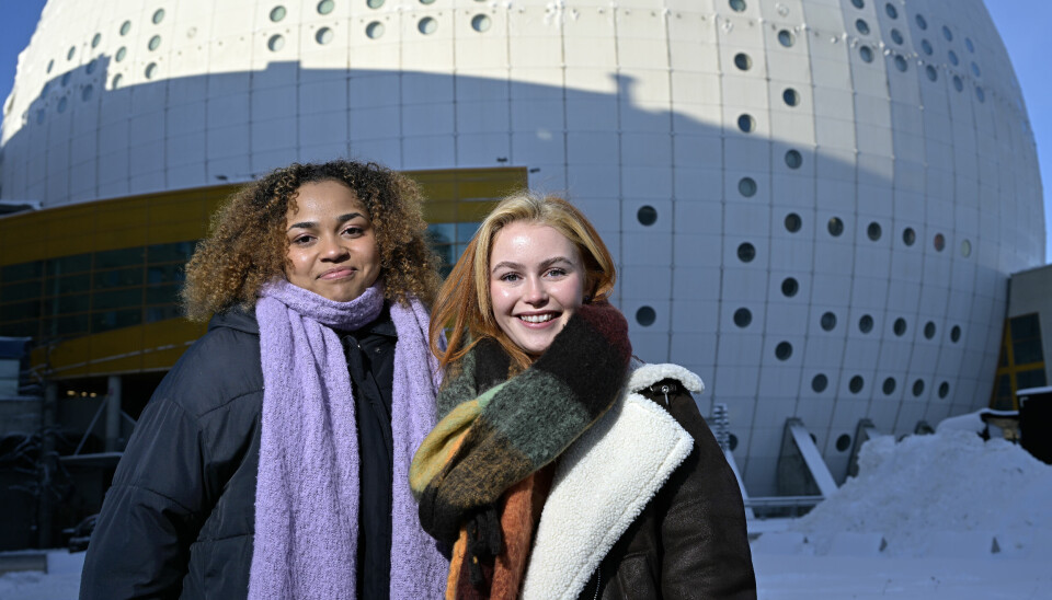 Finalisterna i TV4:s Idol Cimberly Wanyonyi och Saga Ludvigsson inför finalen i Avicii Arena.