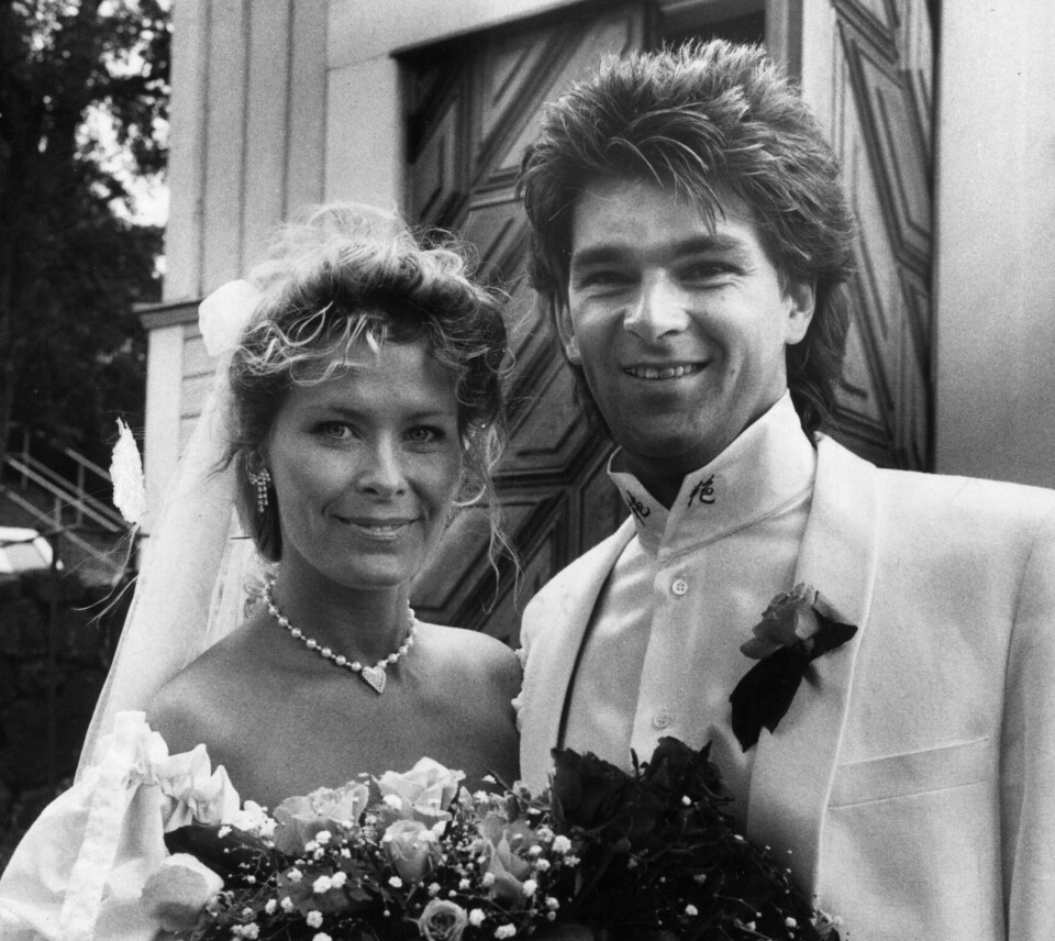 Bild från Efva Attlings och Niklas Strömstedts bröllop 1985.